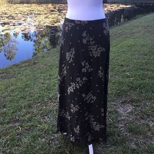 NWT ANN TAYLOR SKIRT SIZE 12